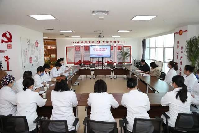 山西医科大学汾阳学院专家在临汾市中心医院督导教学工作